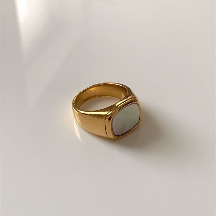 Anillo Monaco