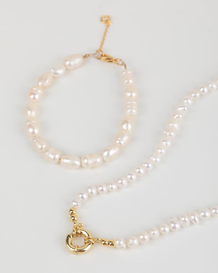 Collar Perlas & Broche