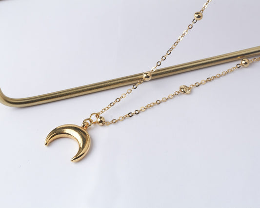 Collar Moon